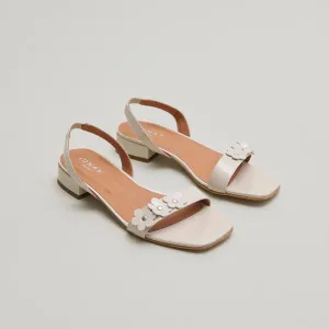 225- Anouchka Vernis B Ecru