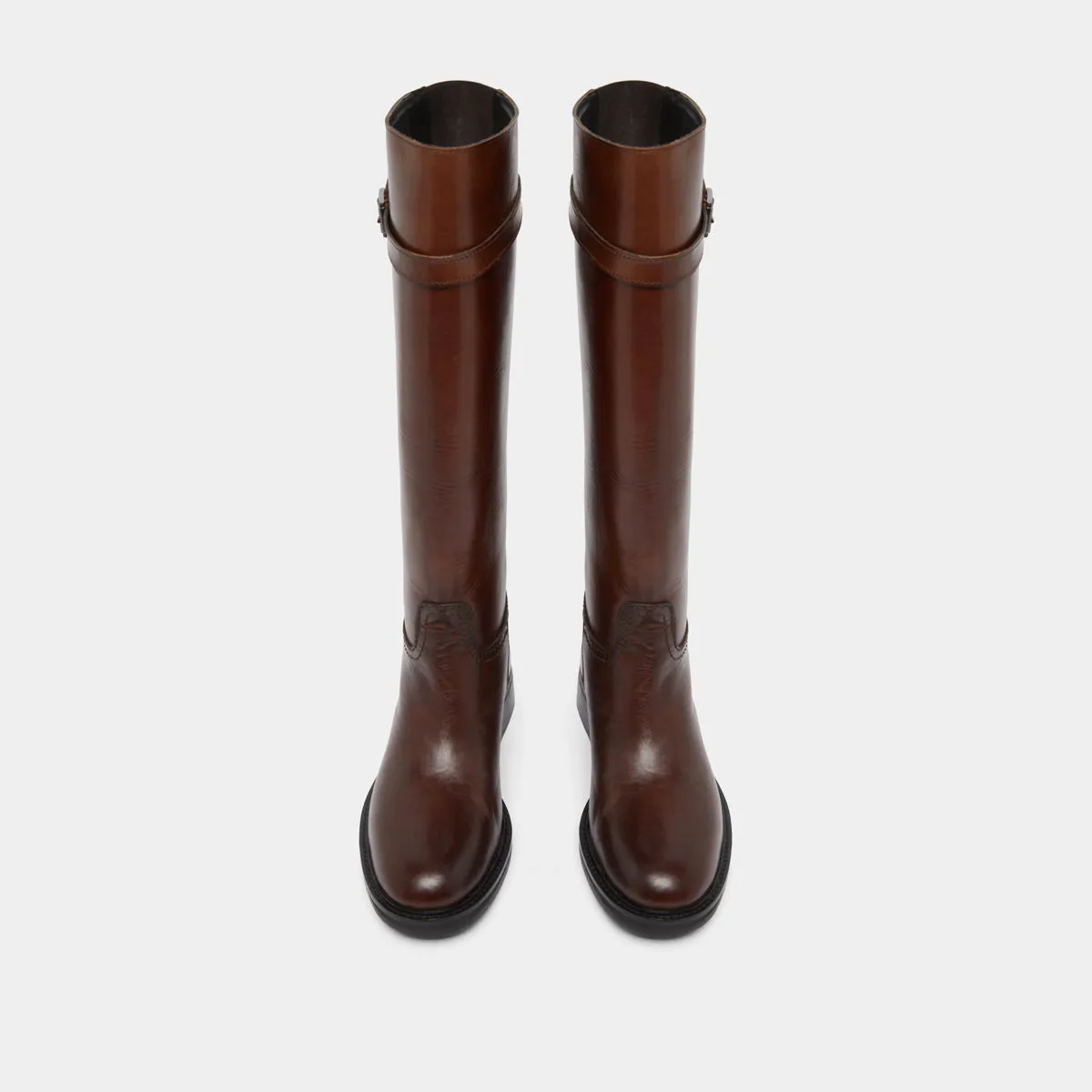 645- Romane Cuir Cognac