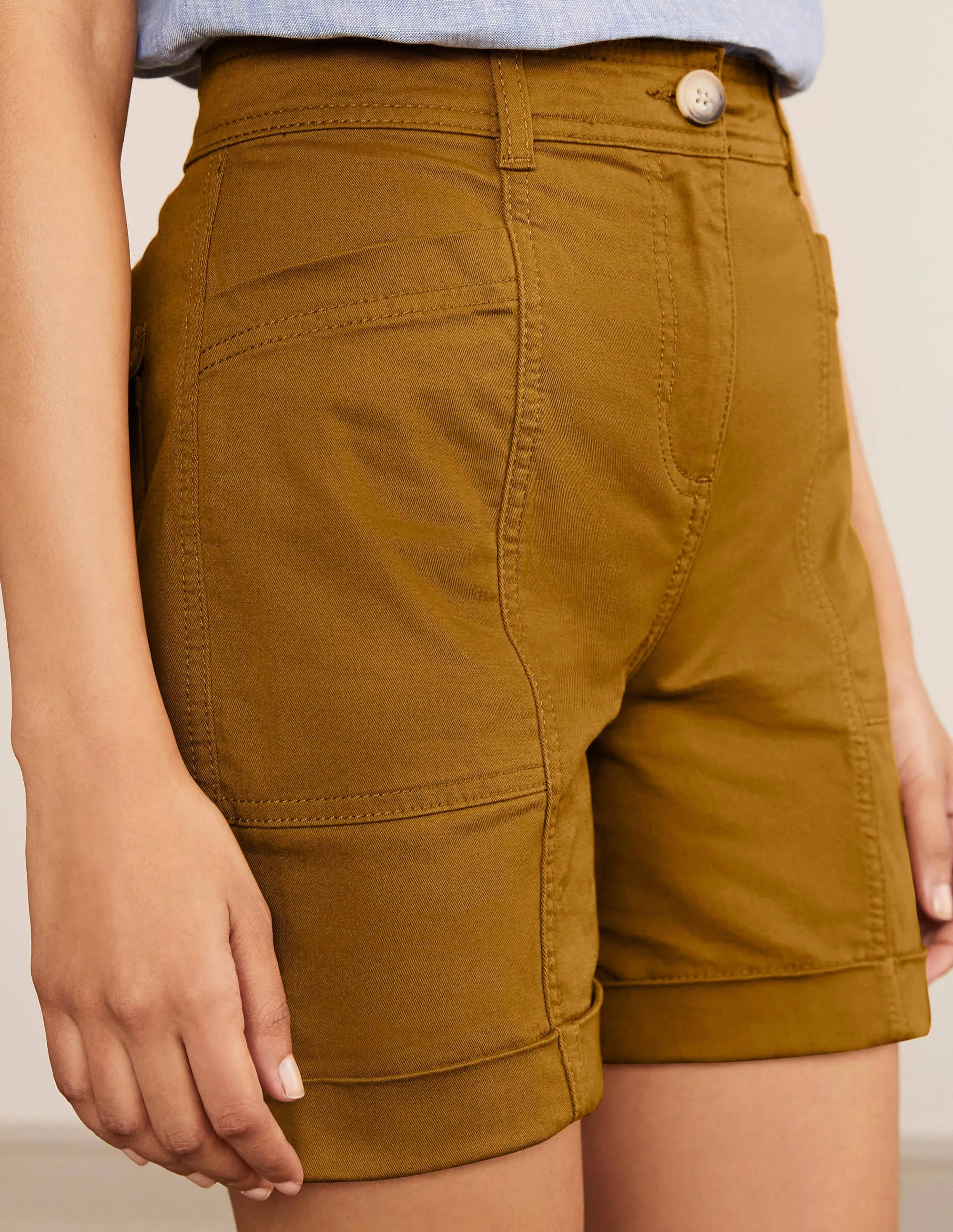 Abingdon Shorts-Frankincense