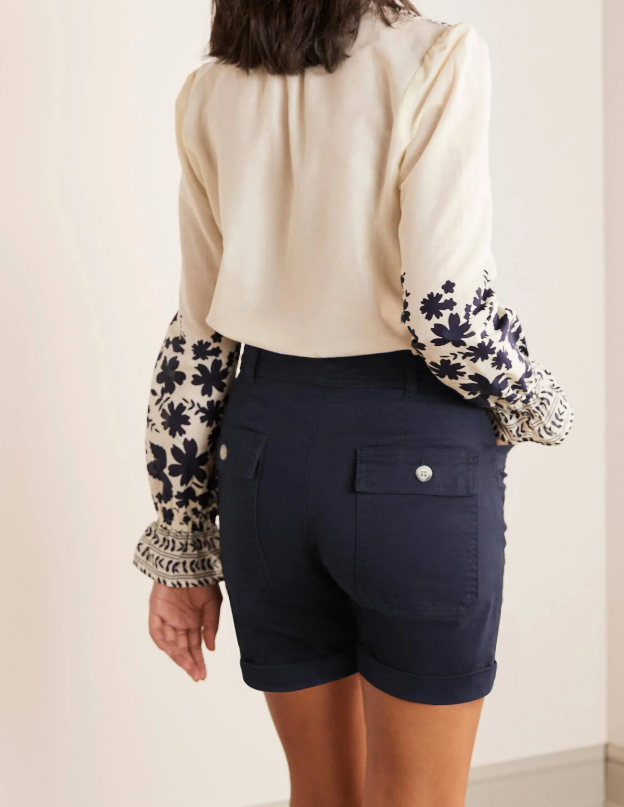Abingdon Shorts-Navy