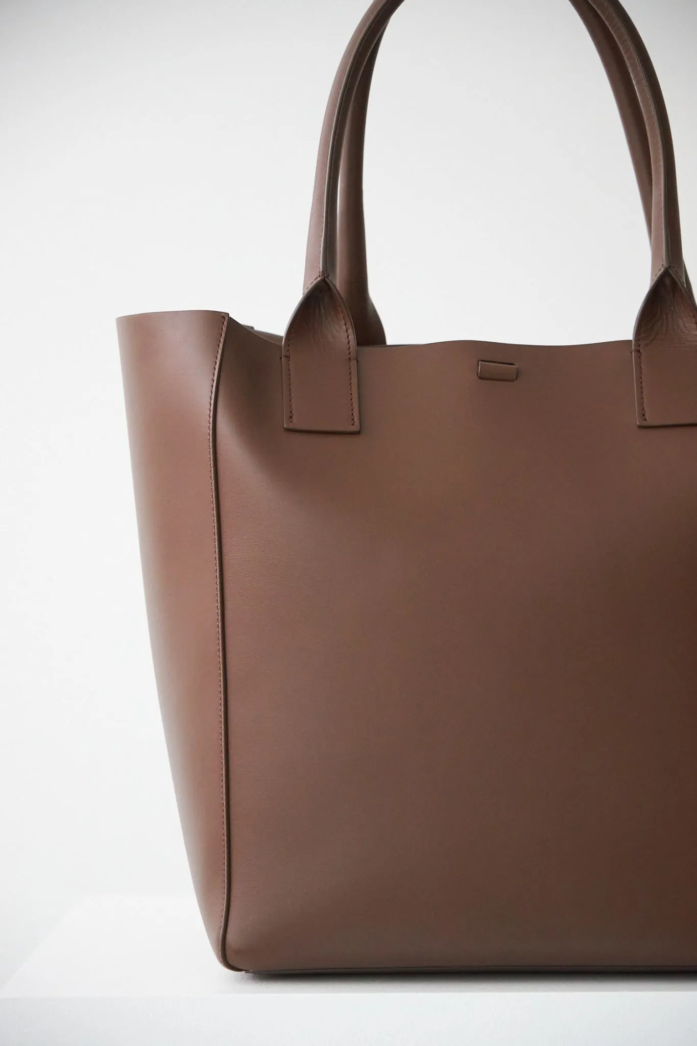 BOXY FILIPPO BAG - CHOCOLATE
