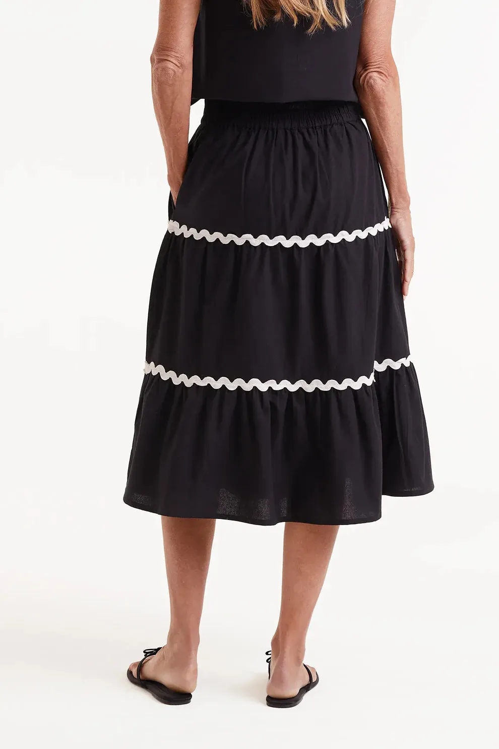 Compania Fantastica Black Midi Skirt