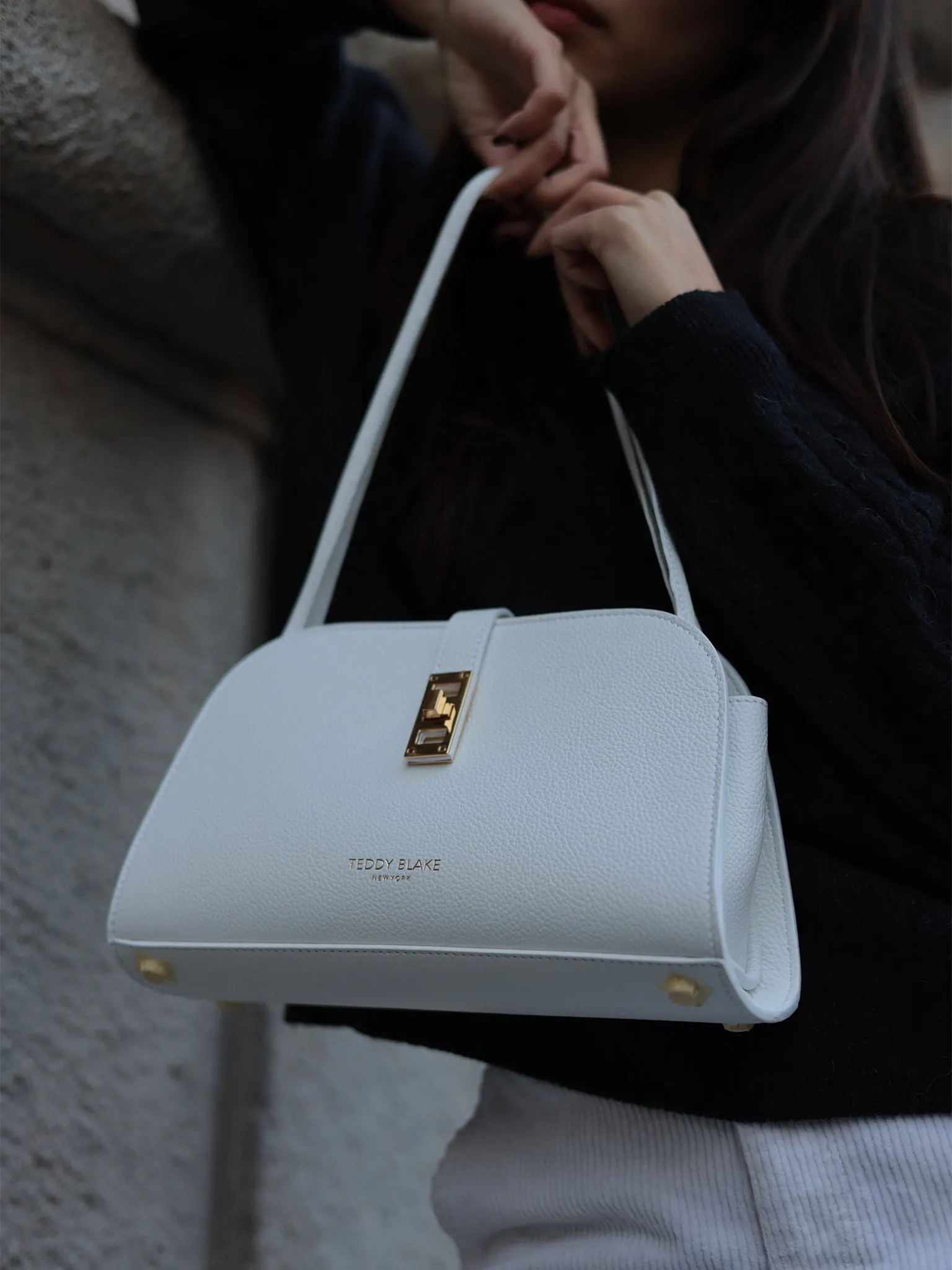 Dana Dollarino 11 - White