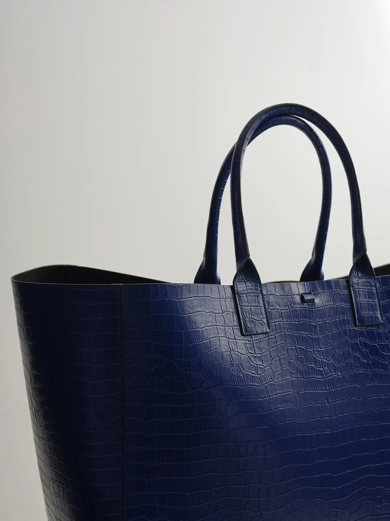 FILIPPO XL BAG - BRIGHT BLUE