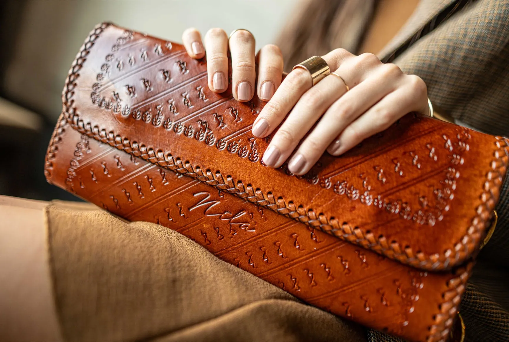 Florentine Clutch