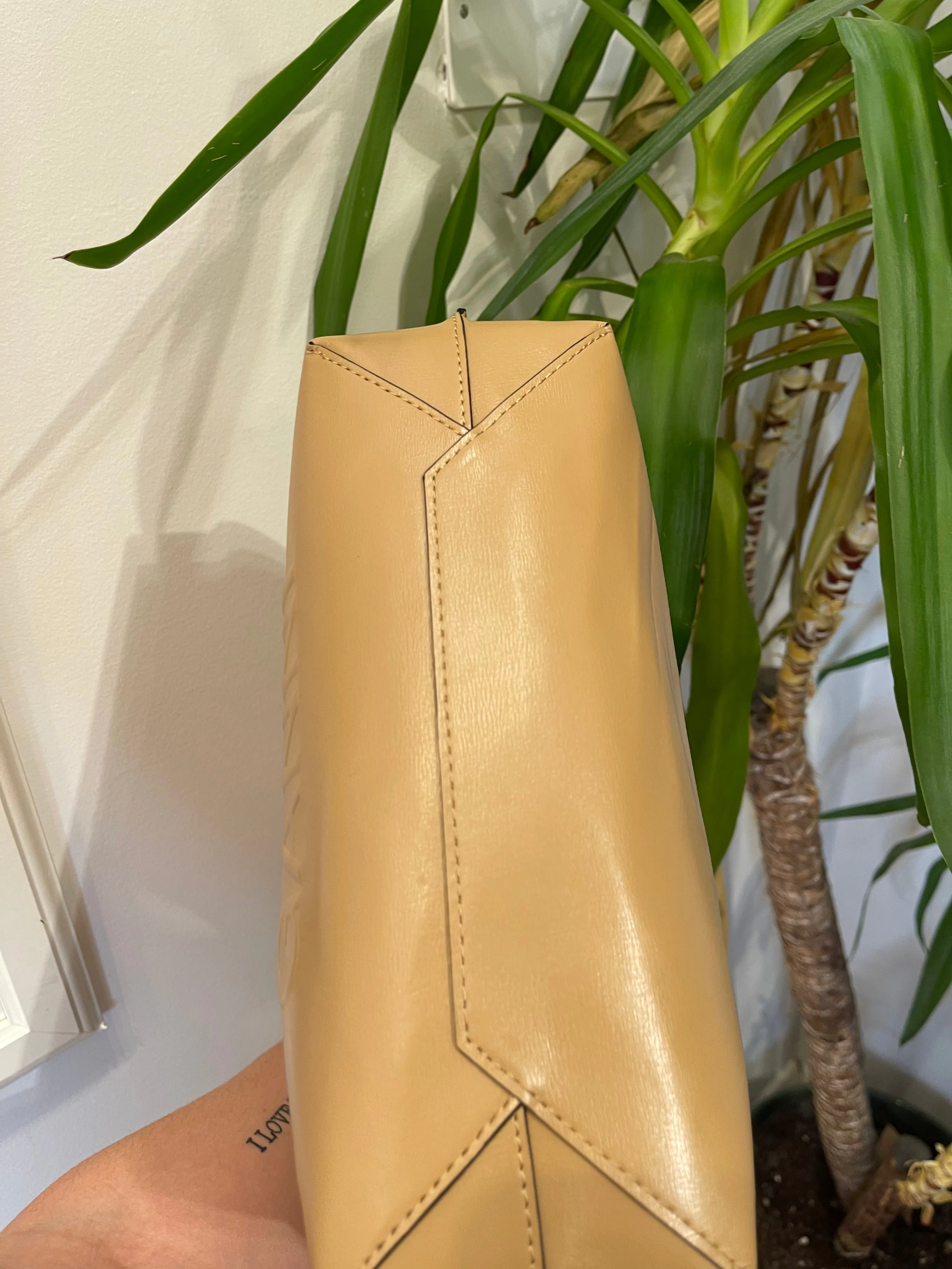 Ganni Cream Leather Banner M Tote