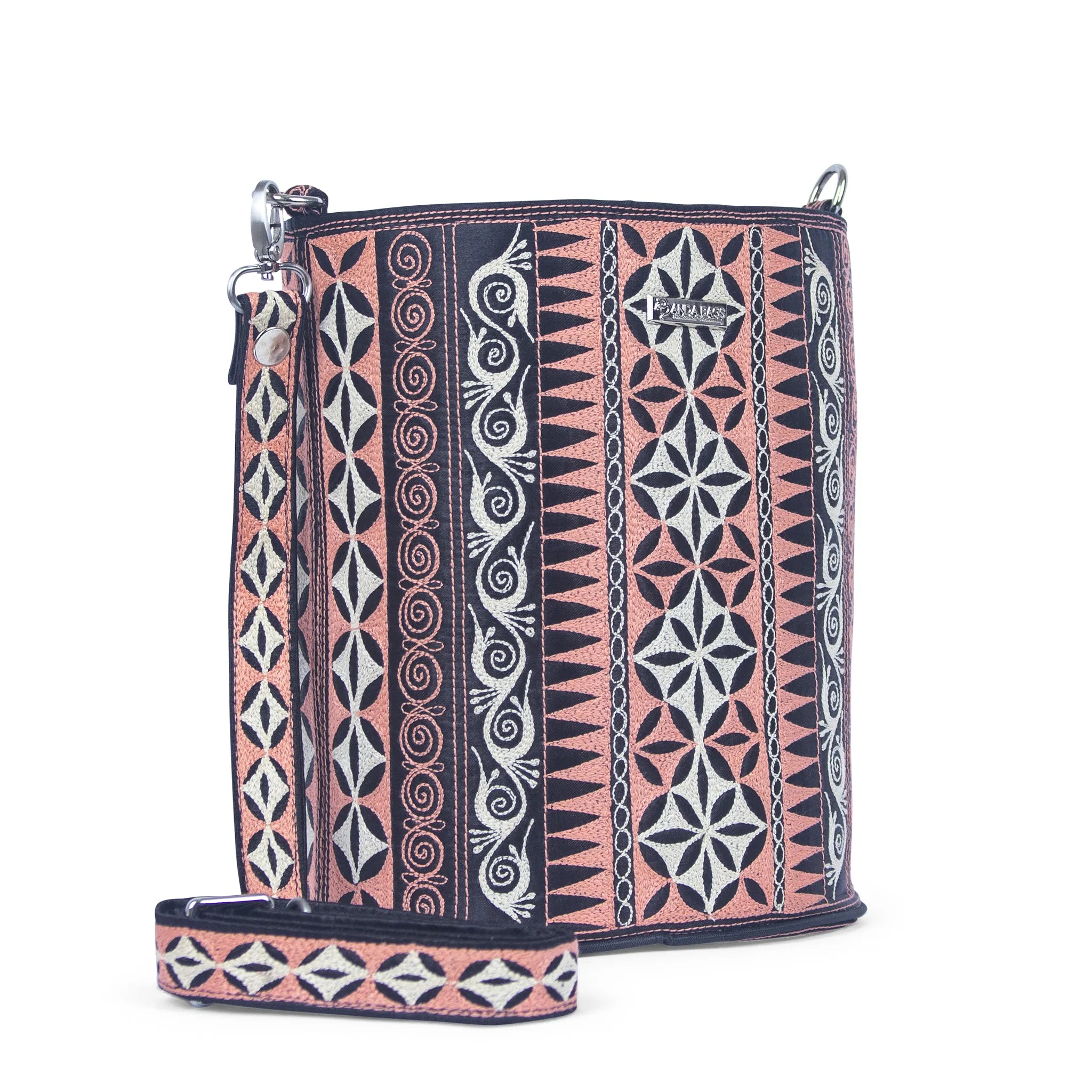 Gusi Bucket Bag