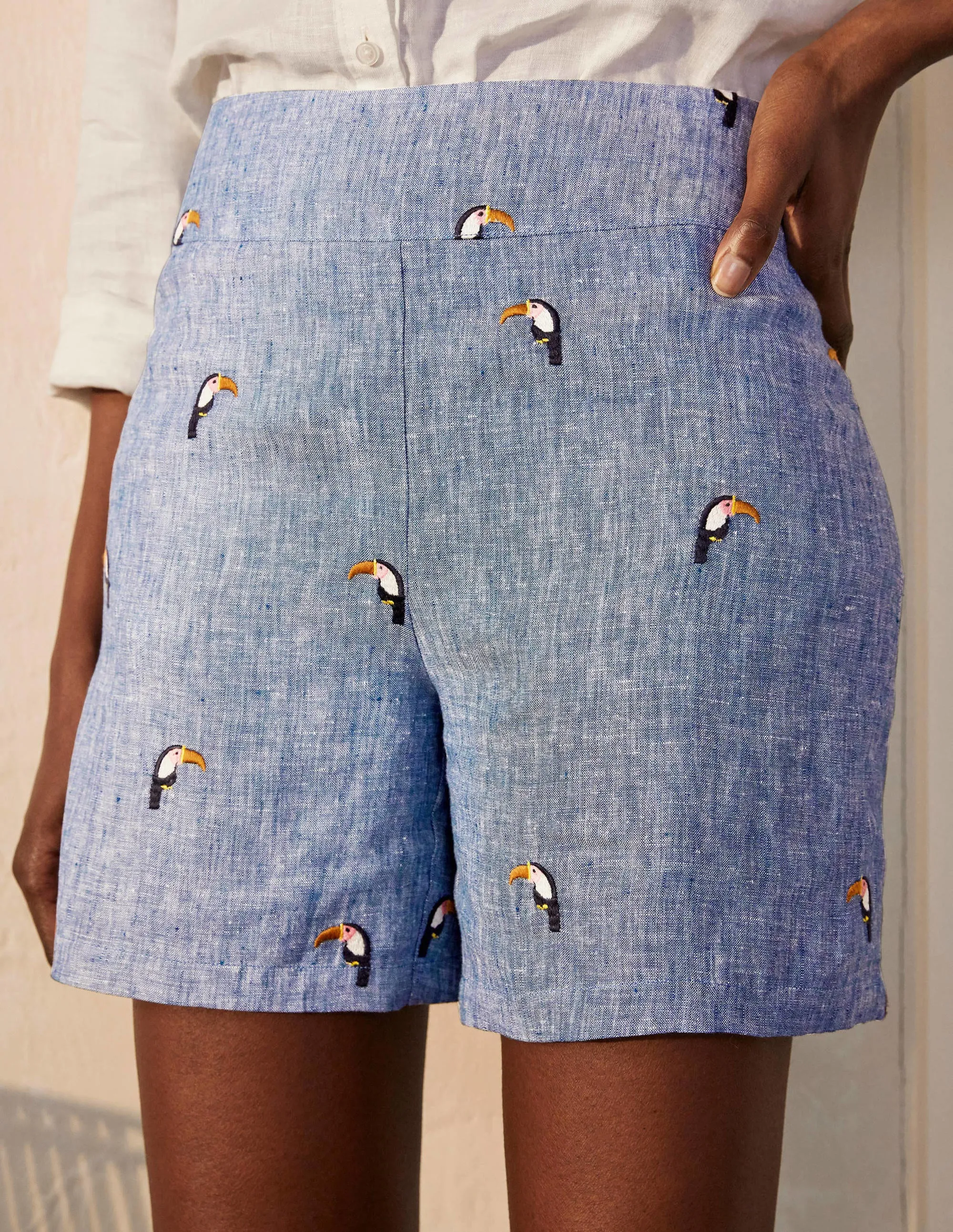 Hornsea Linen Shorts-Chambray with Toucans
