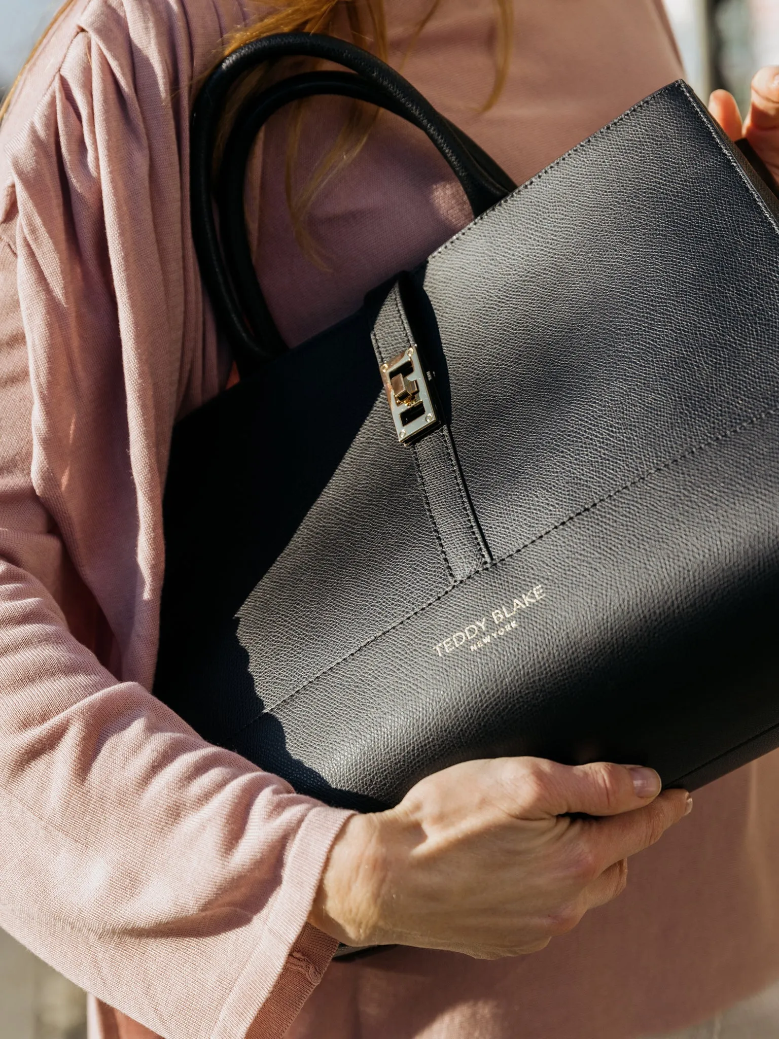 Lola Palmellato 15 - Black/Red
