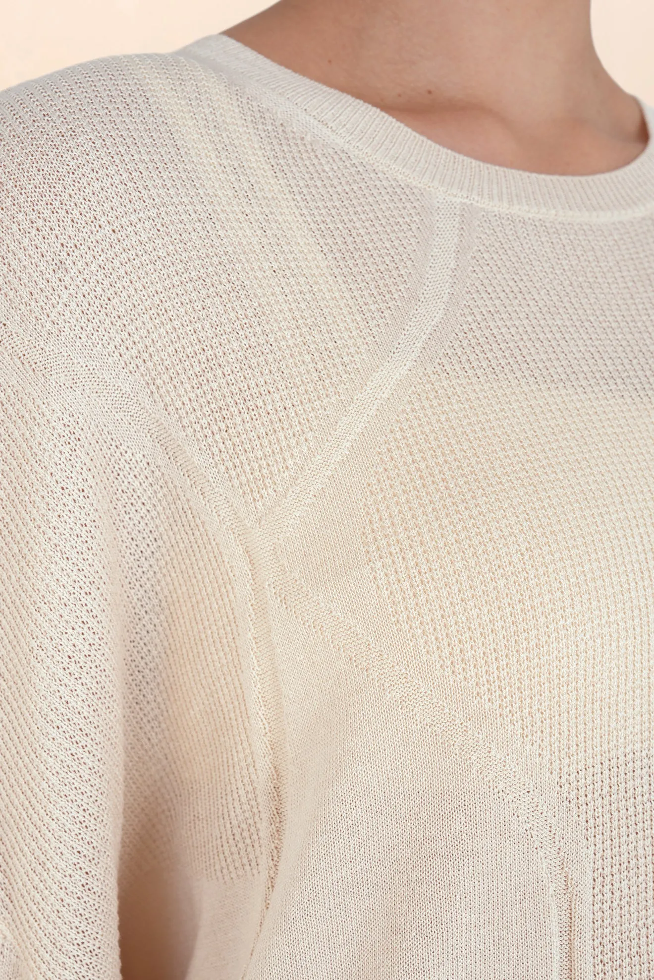 Lorena Wavy Sweater - White