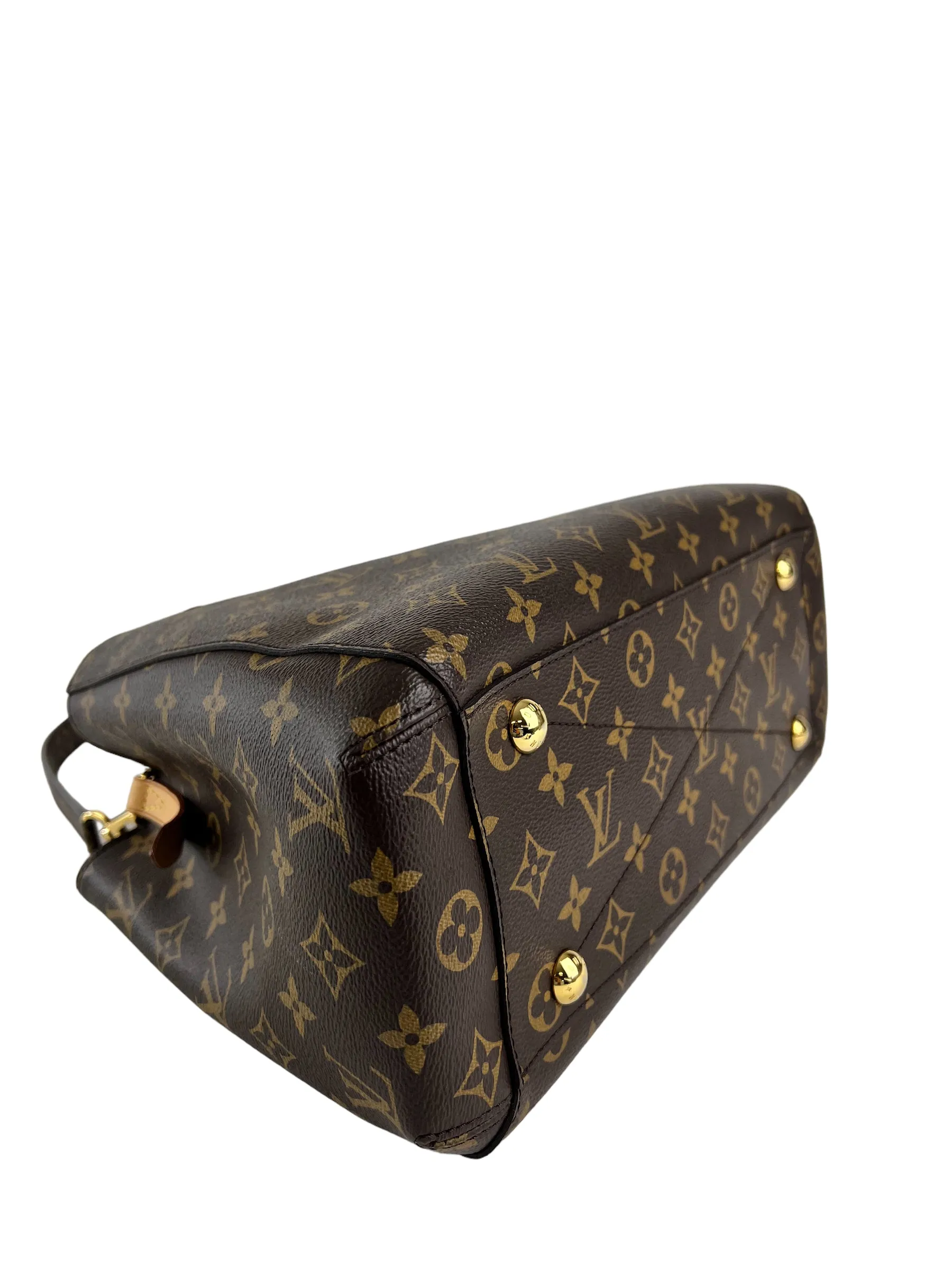 Louis Vuitton Monogram Canvas Montaigne MM Tote