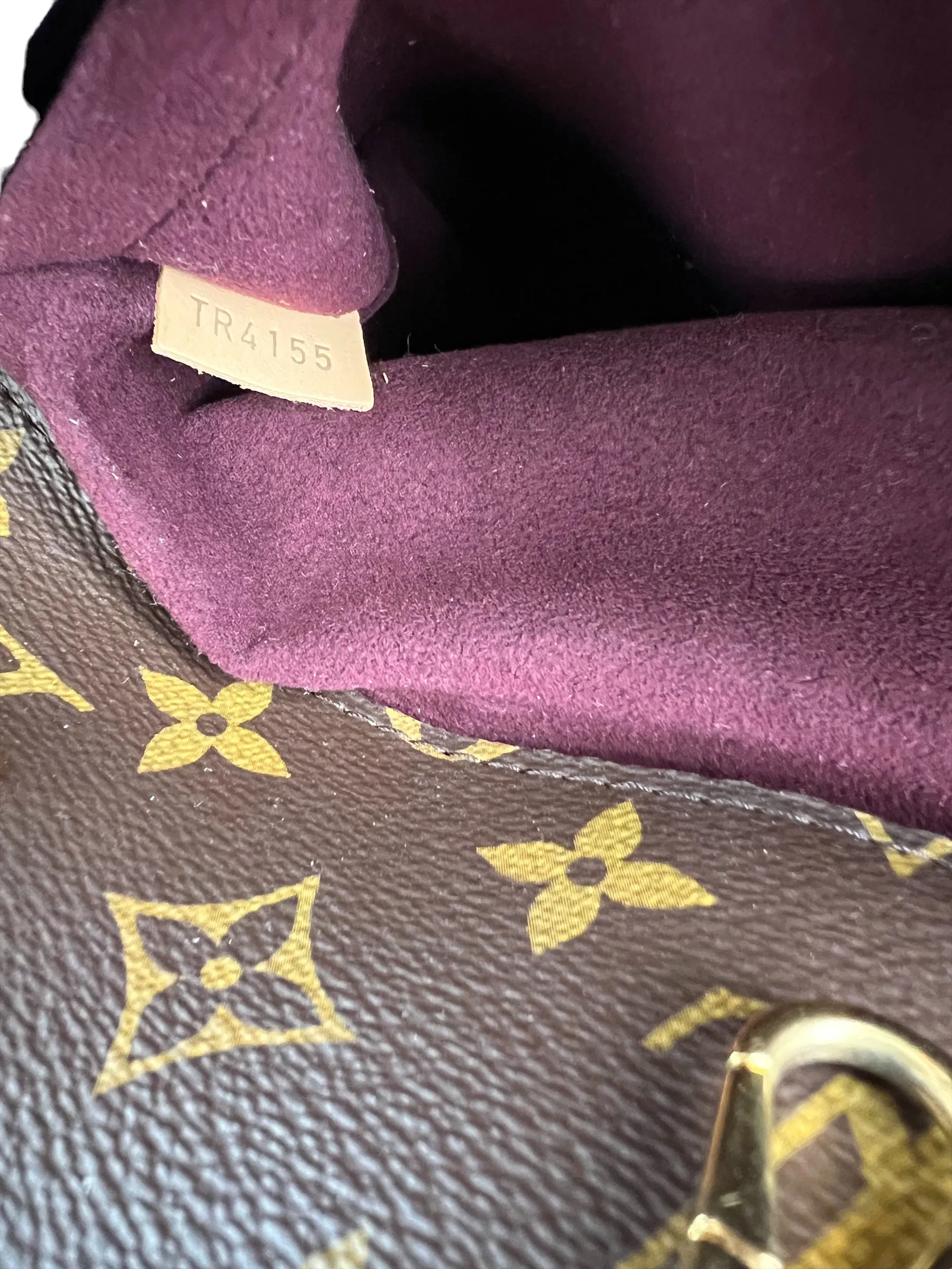 Louis Vuitton Monogram Canvas Montaigne MM Tote