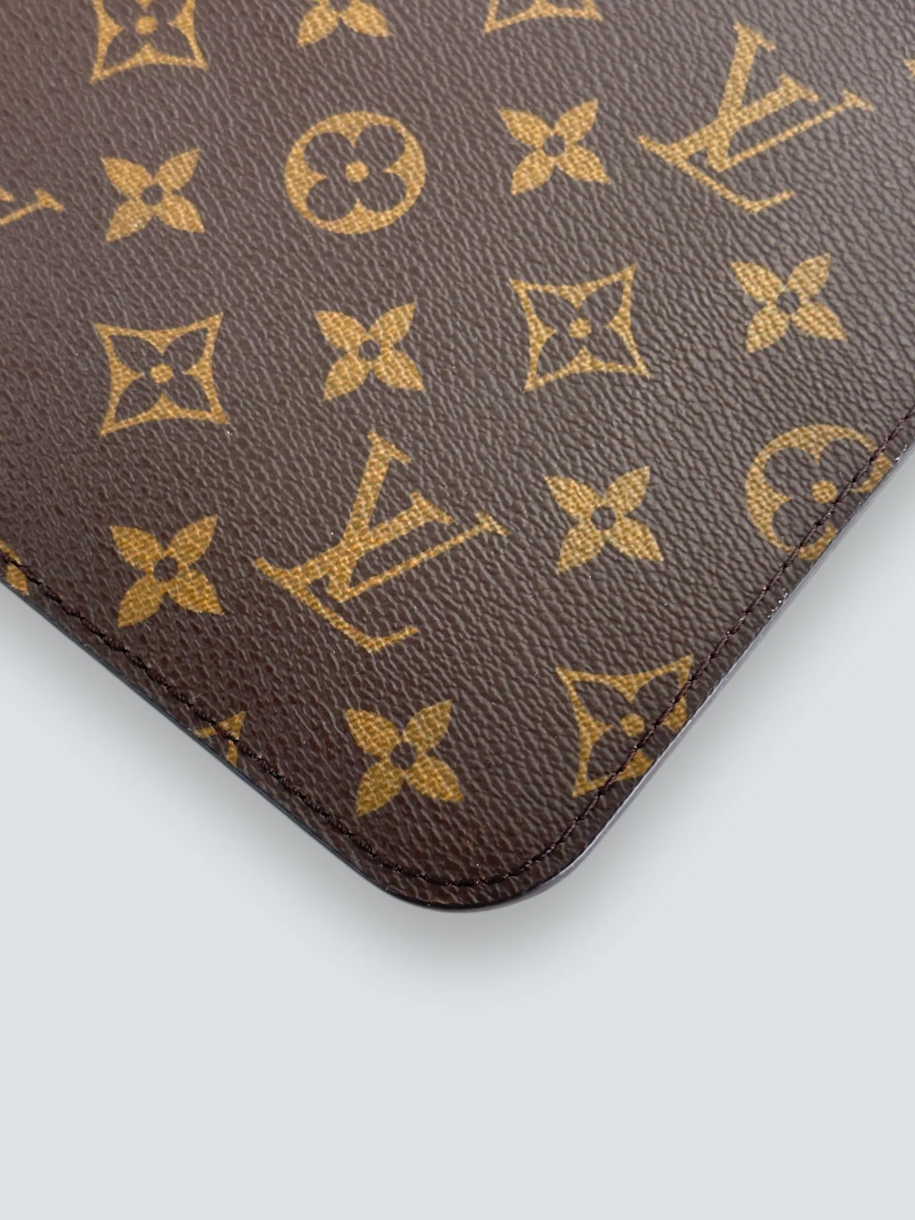 Louis Vuitton Monogram Pochette