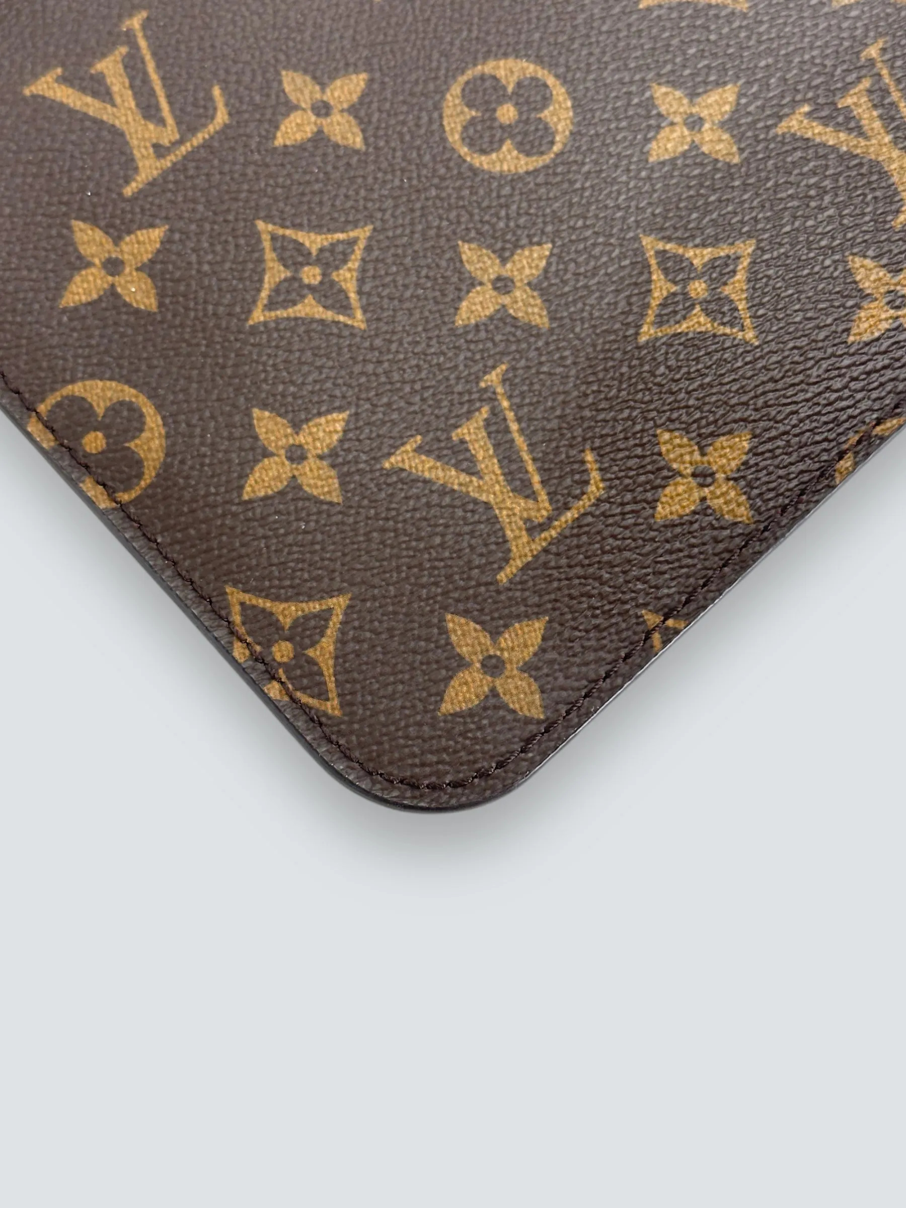 Louis Vuitton Monogram Pochette