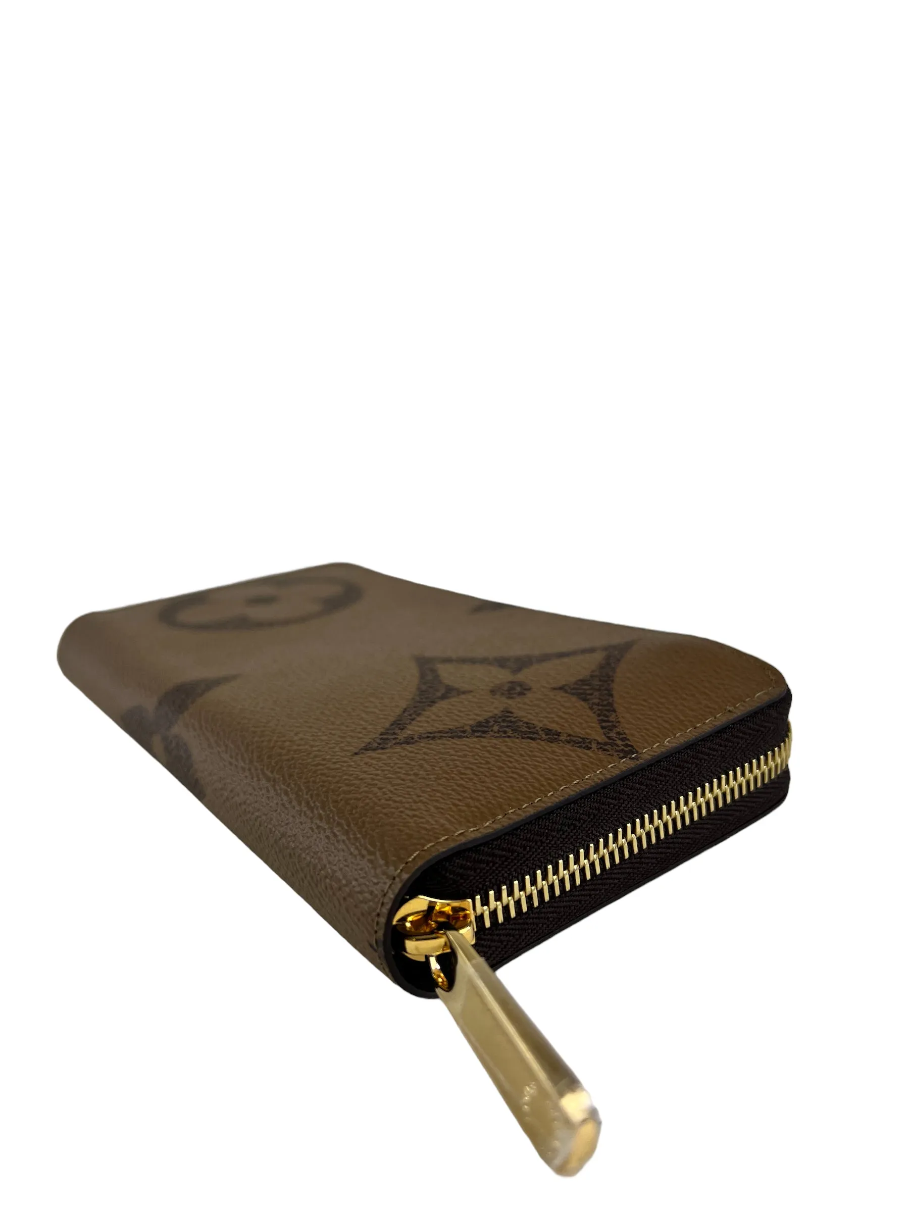 Louis Vuitton Reverse Giant Monogram Canvas Zippy Wallet