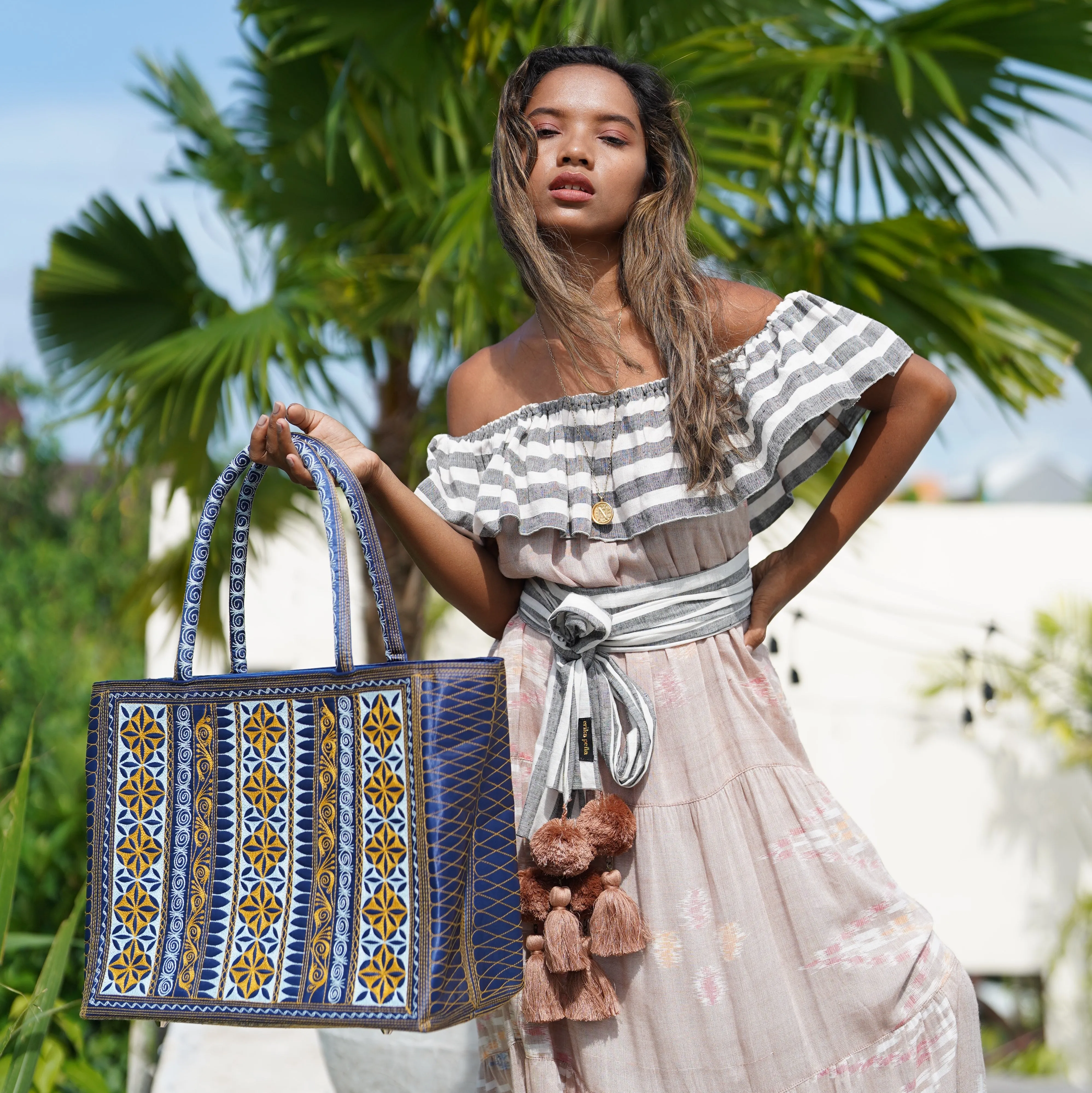 Maya Travel Tote