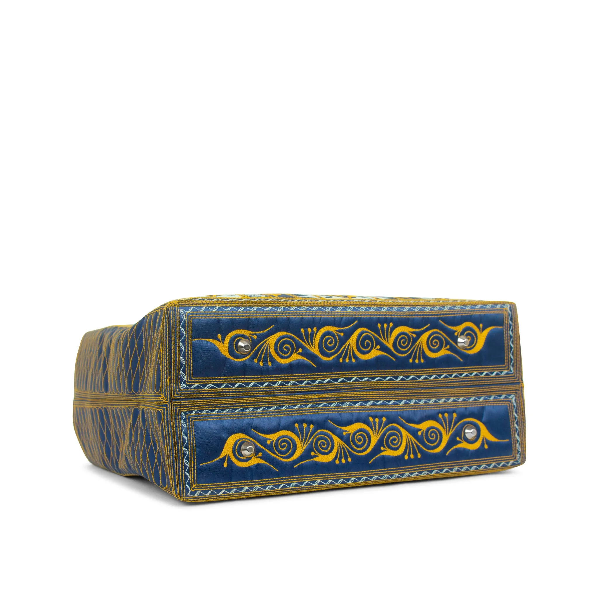 Maya Travel Tote