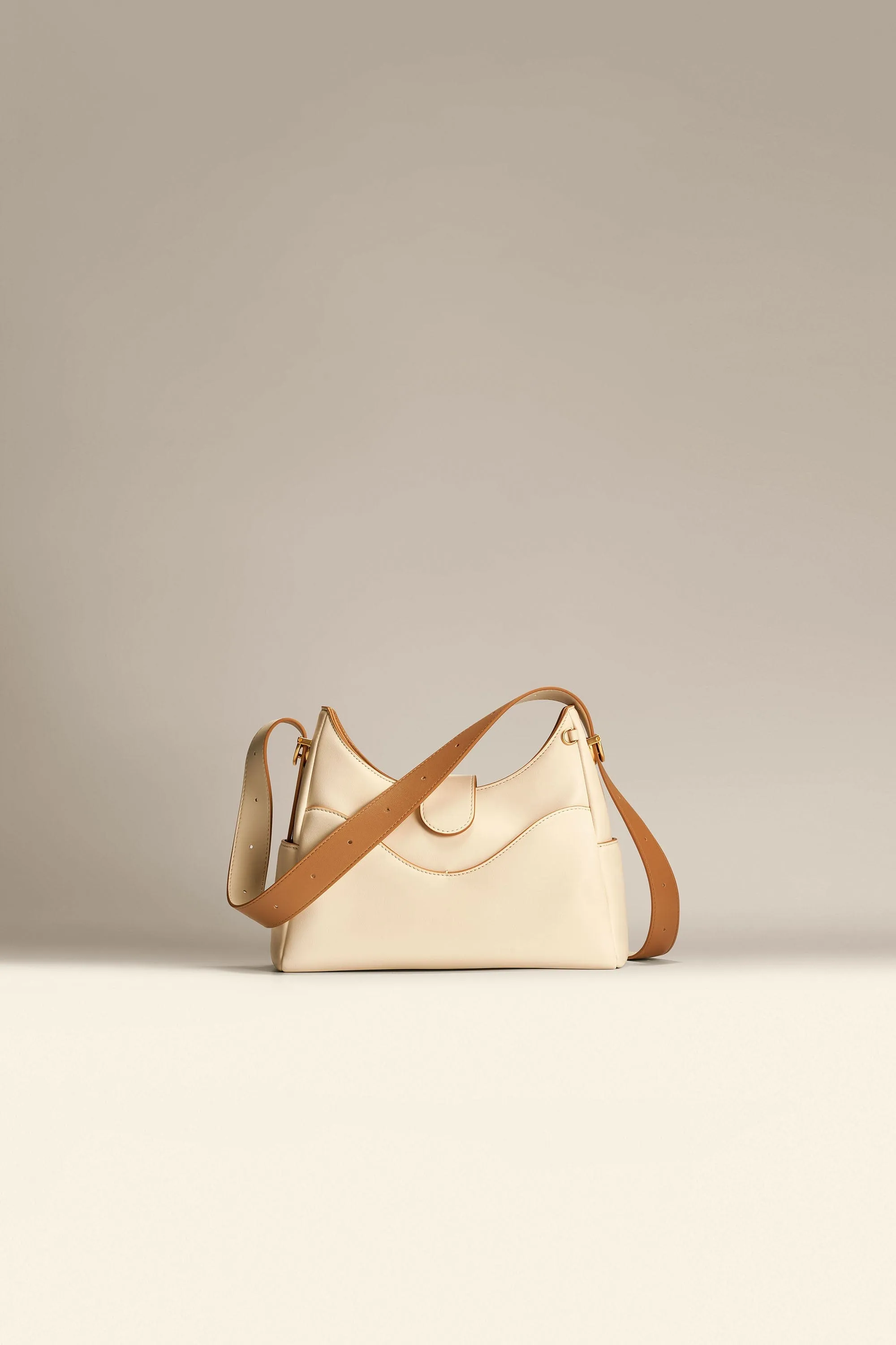 Mini Reverie Hobo