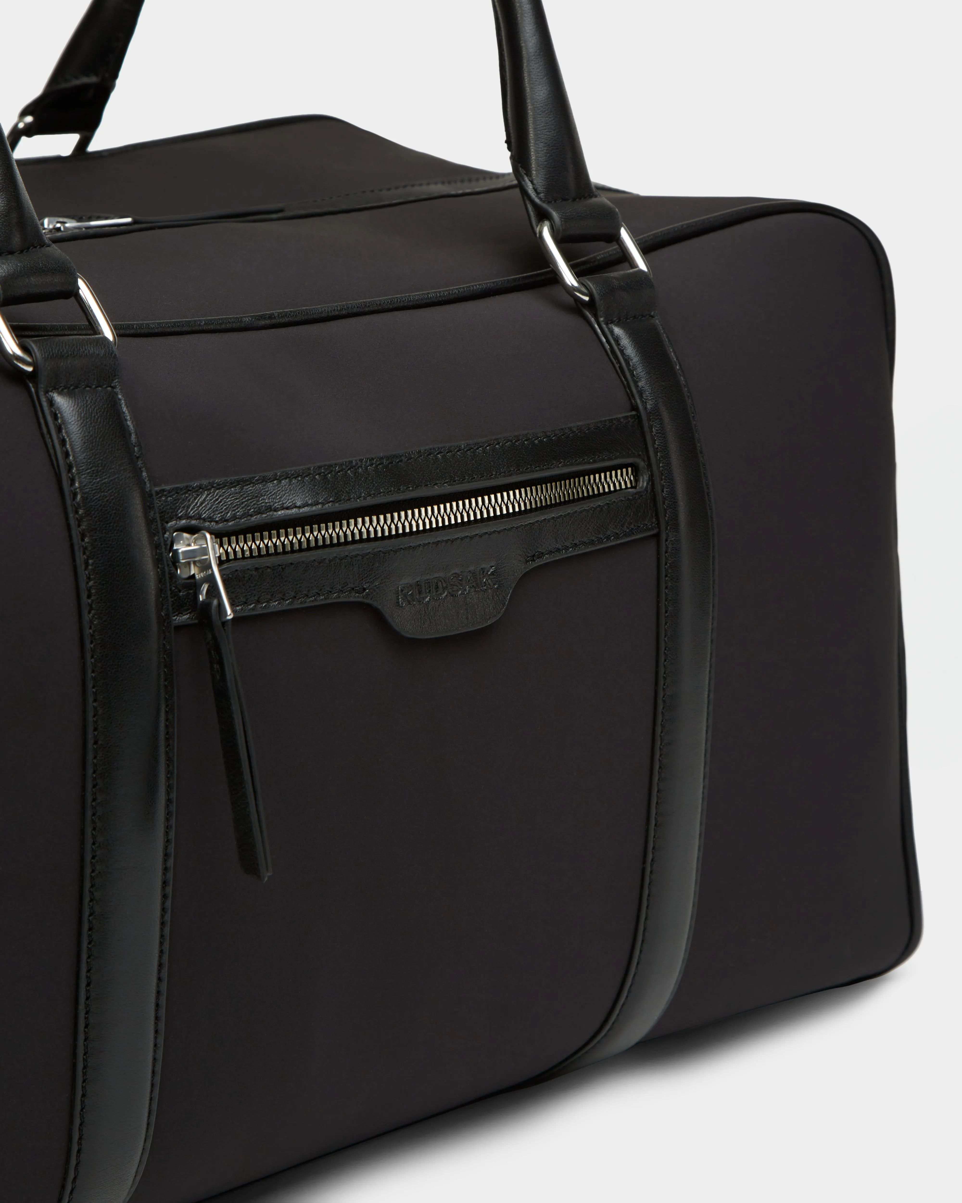 OLIVER - 9324001 Black