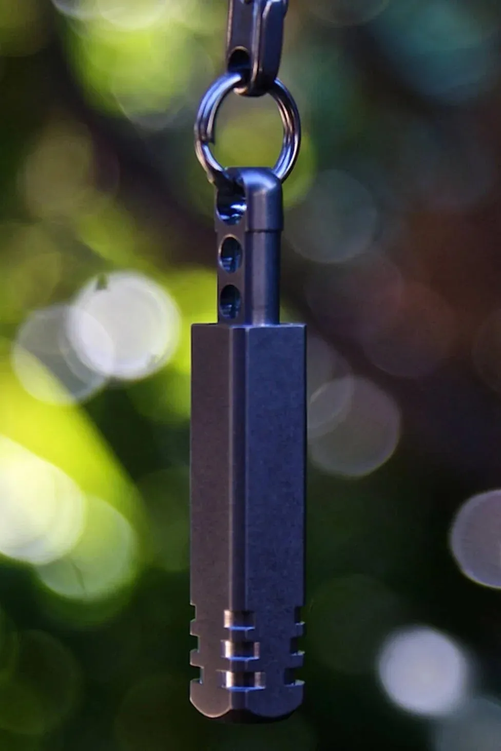 Pixel Ti Keychain Microlight