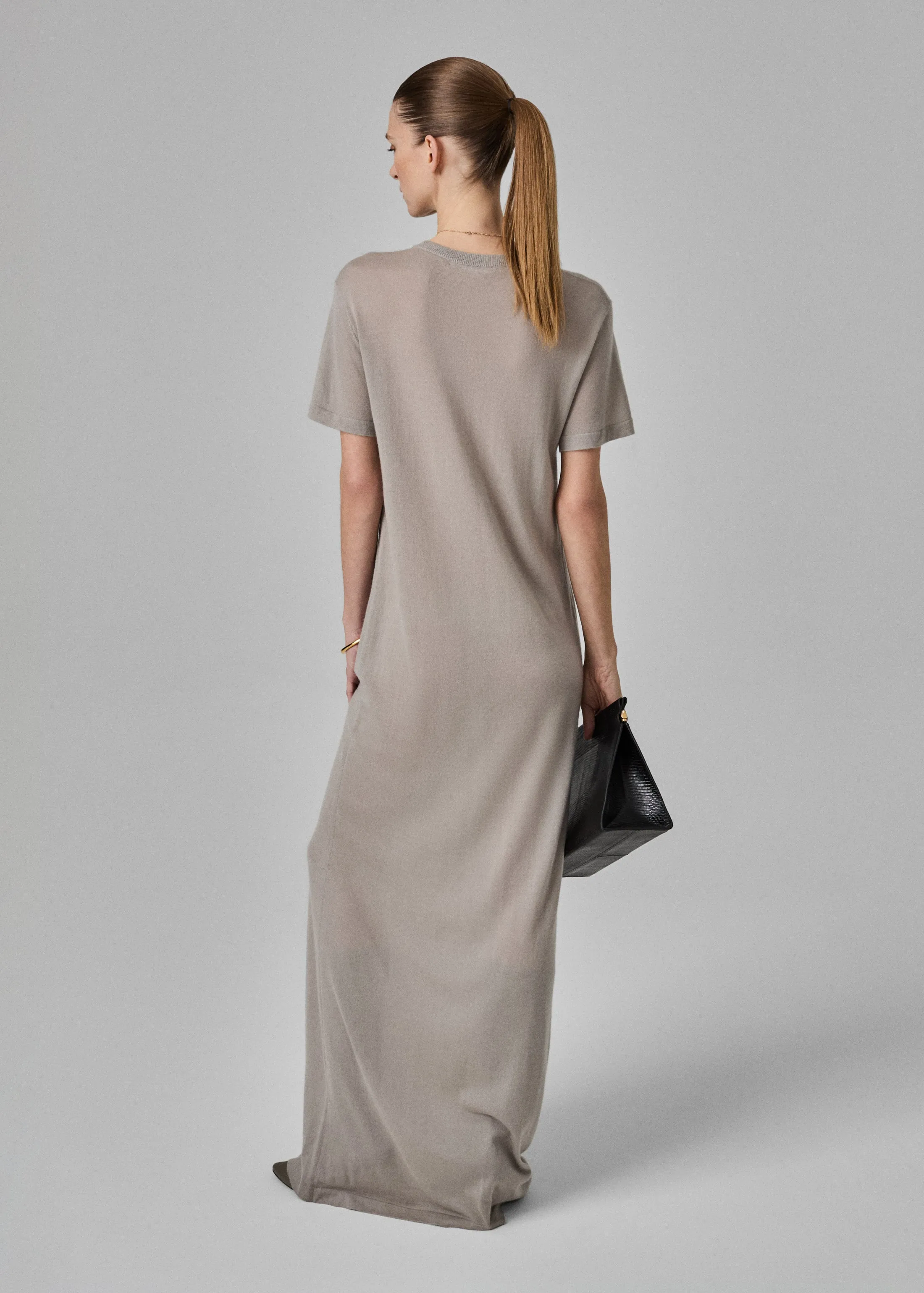 T-Shirt Dress in Fine Cashmere - Stone