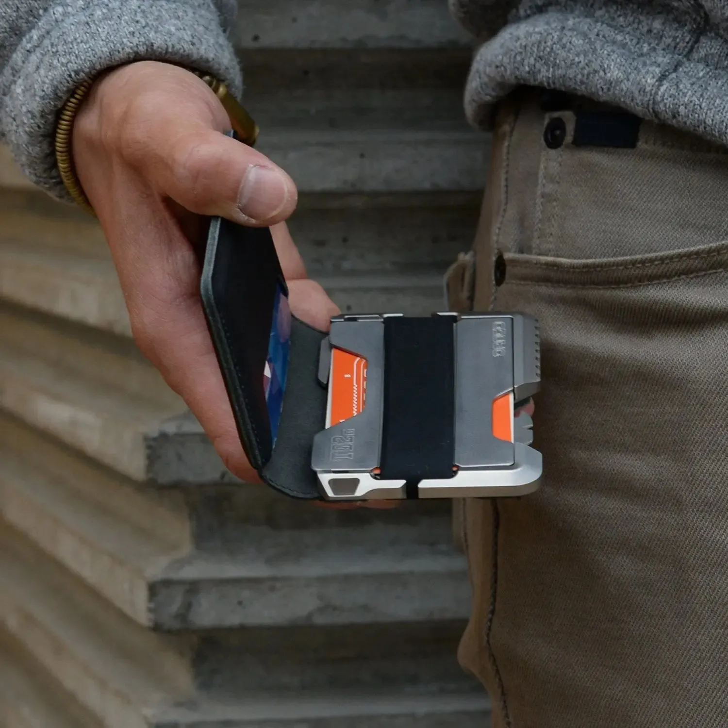 T02 Tactical Wallet | Bifold Titanium