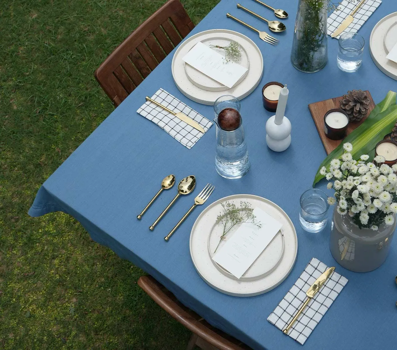 TABLE CLOTH