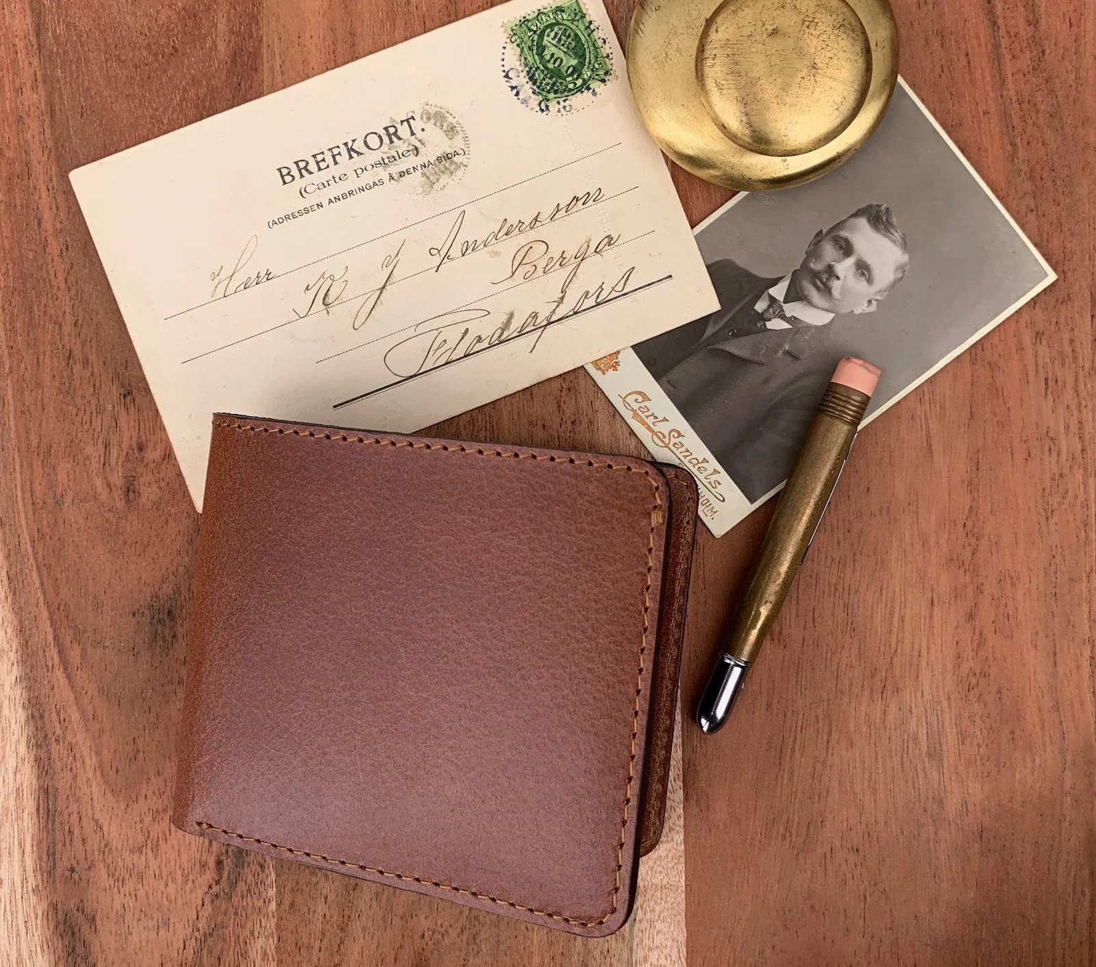 THE COBBLER WALLET