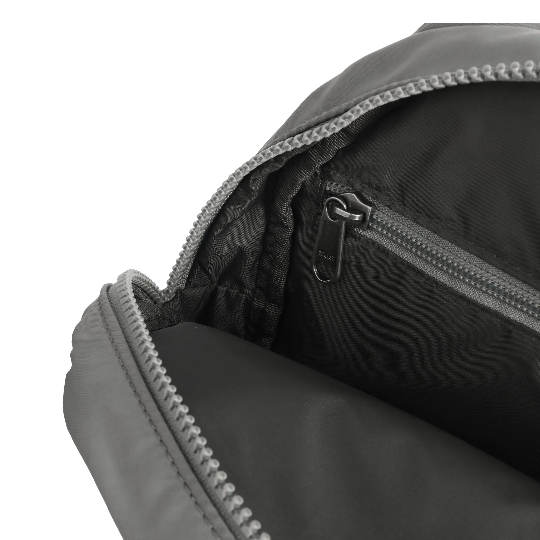 Willesden B Stormy Recycled Nylon